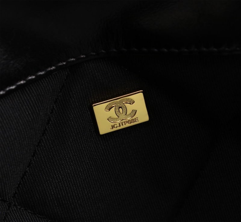 Ch**el hobo 22 bags